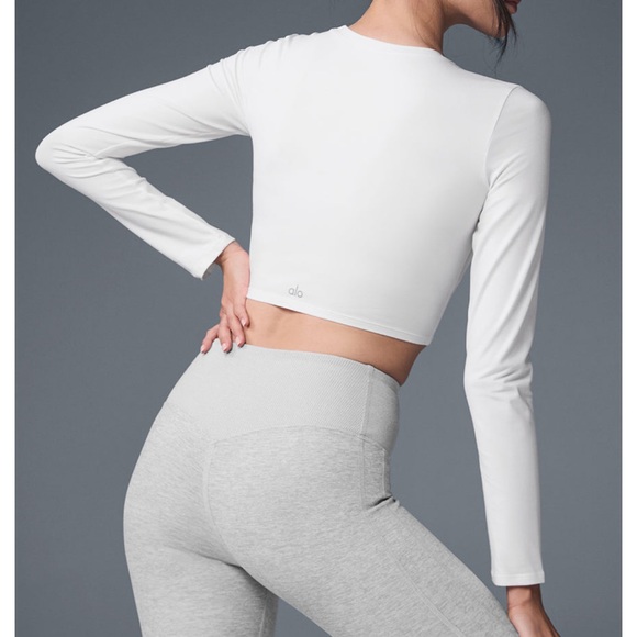 Alosoft Crop Finesse Long Sleeve - Picture 2 of 5